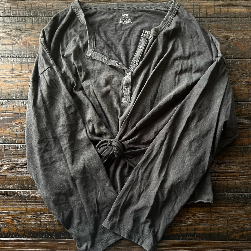 American Eagle Long Sleeve Snap Buttons - Grey